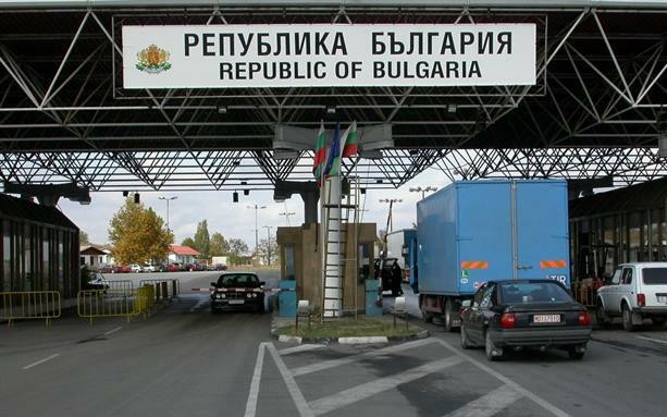От 1 май: Декларираме купени в чужбина автомобили пред НАП преди да влязат в България