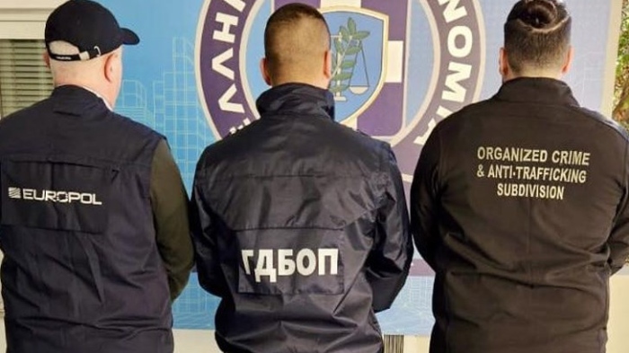 Гърция осъди четиринадесет българи на общо 684 години затвор