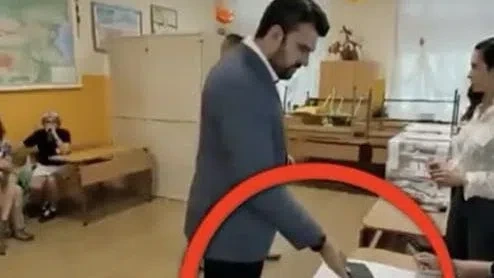 ЦИК с напомняне след гафа на външния министър: Може да се гласува само с лична карта или паспорт!