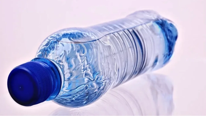 Във Враца раздават минерална вода заради жегите