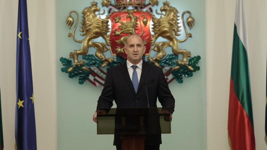 Румен Радев: Дайте да си внесем депутати за по 500 лева