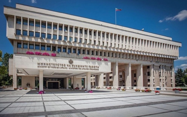 МВнР предупреждава за проблеми с полетите до Италия