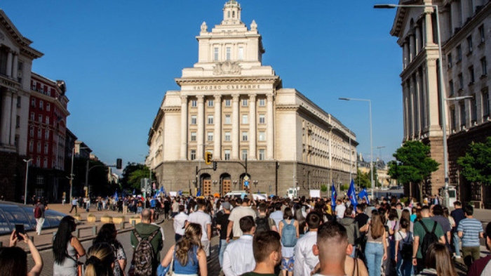 Шествие блокира Орлов мост
