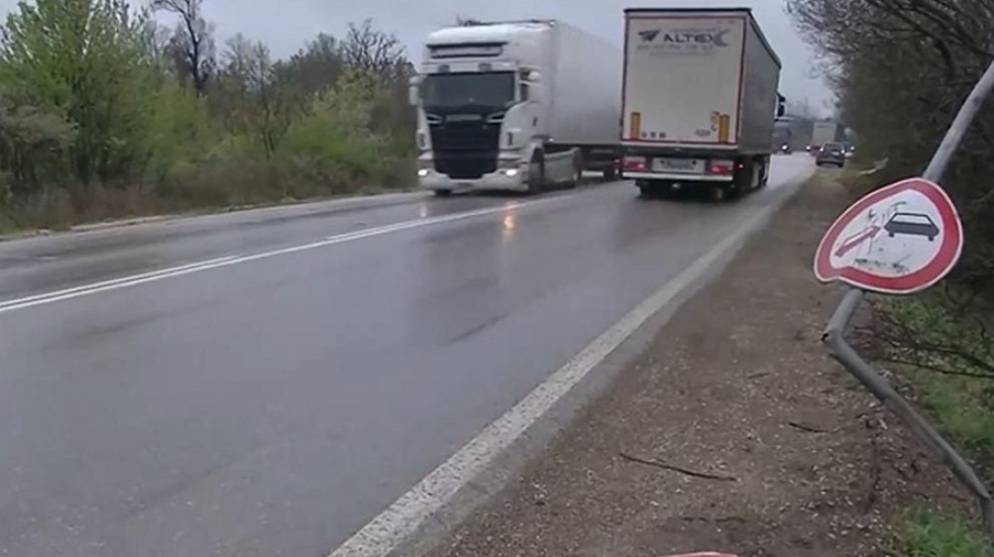 Започна ремонтът на пътя Бяла - Ботевград в участъка, където загина Сияна