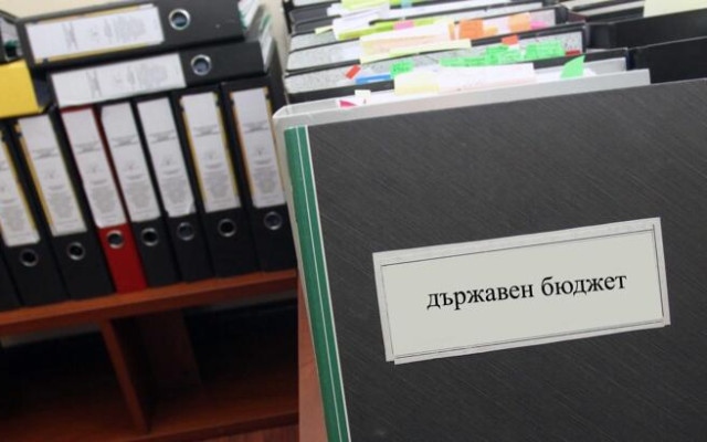 Лъчезар Богданов: Лъчезар Богданов: За 2027 г. вече има заложено вдигане на осигуровките,