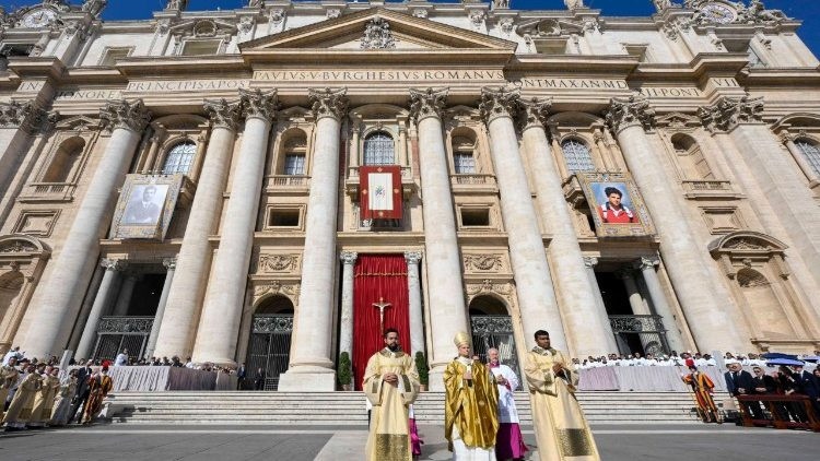 Папата канонизира Божия инфлуенсър - първия светец от поколението милениал