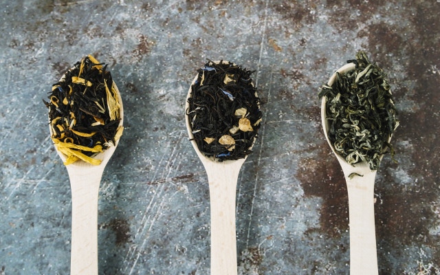 Зелен или черен чай: Кой от тях е по-полезен и за какво