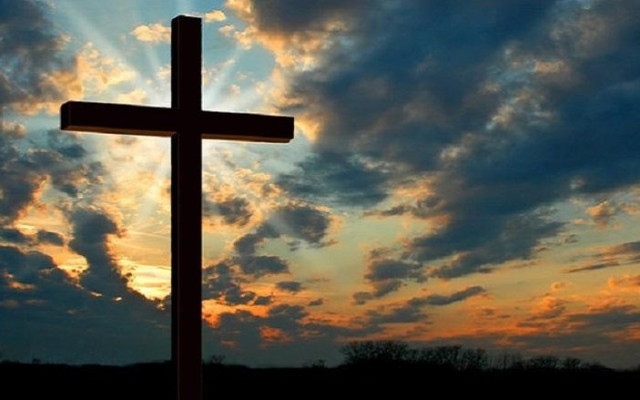 Кръстовден е! Ето какво НЕ се прави и какви са поверията