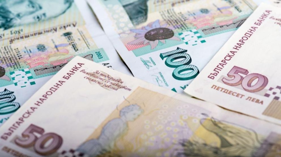 БНБ отчете: Банкнотите в обращение у нас намаляват