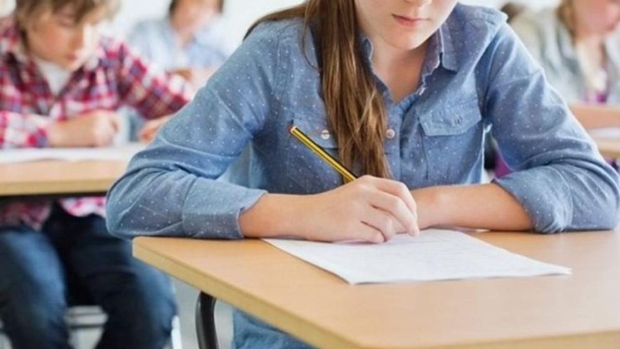 Онлайн тест по математика за шестокласниците в петък