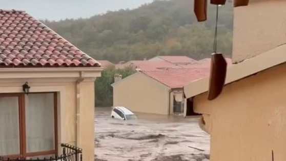 Мъж се удави от приливна вълна във вилата си между Свети Влас и "Елените"