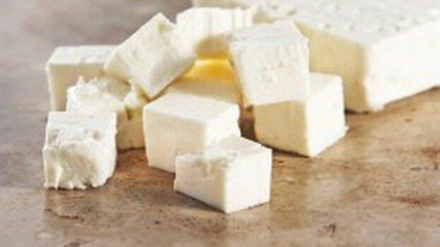 Пламен Димитров: Не може кравето сирене на борсата да е 11,63 лв./кг, а във веригите - 19 лв./кг средно