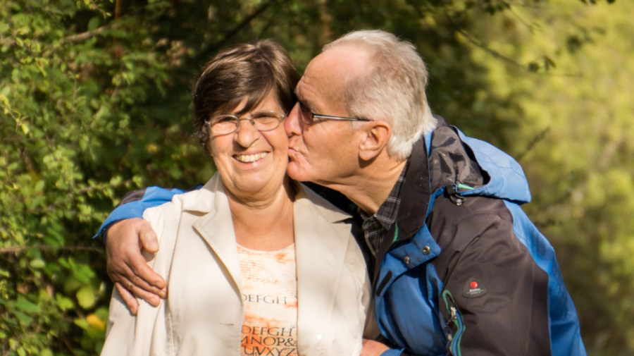 Над 360 000 българи работят и след пенсия за 16 лева отгоре