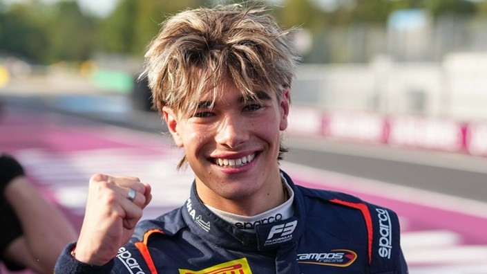 Никола Цолов може да дебютира във Формула 2 още този сезон