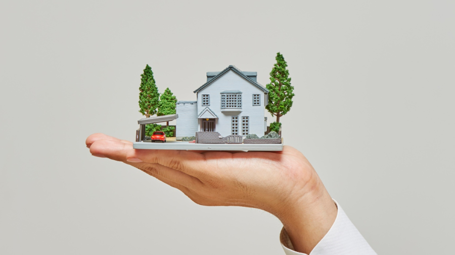 Къщите в София удариха Сен Тропе