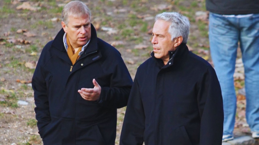 Чарлз III отне всички титли и отличия на принц Андрю заради скандала с Епстийн