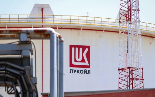 "Гънвор": Европа рискува работни места и прекъсване доставките на гориво при блокиране на сделката с "Лукойл"