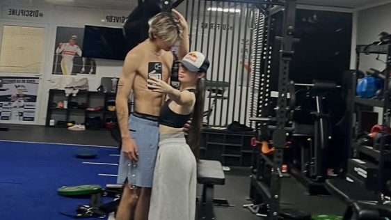 Крисия Тодорова и Никола Цолов са новата звездна двойка у нас