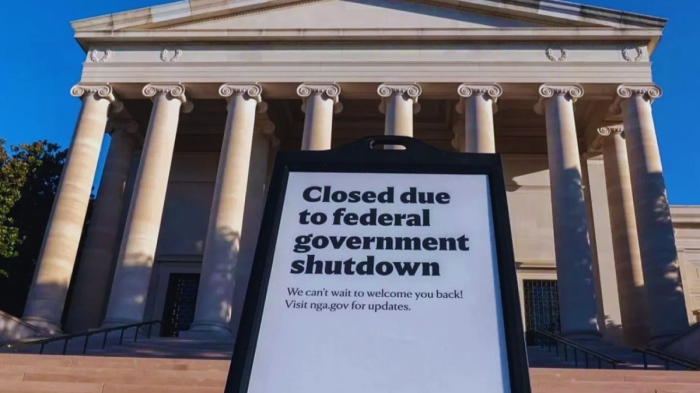 Историческото спиране на правителството на САЩ е към края си след сделка в Сената