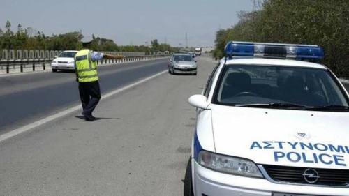 350 евро глоба за силна музика в колата в Гърция