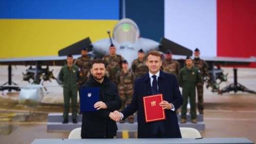 Украйна ще придобие 100 изтребителя 'Рафал' и модерни ПВО системи след ново споразумение с Франция