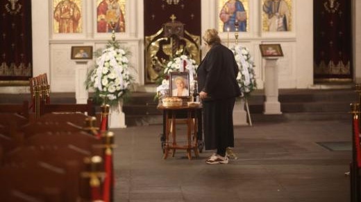 Роднини, колеги и познати се сбогуваха с Алена