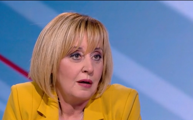 Мая Манолова дава на съд разширените платени зони за паркиране в София: Прегазени са 5 закона