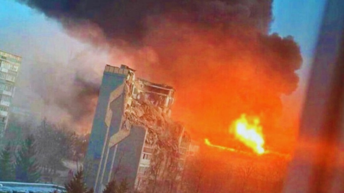 Украйна: Двама загинали в Тернопил след руски удар, който разруши жилищна сграда