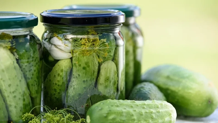 Страх заради кисели краставички! Успяха ли да стигнат до пазара