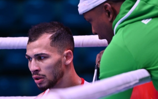 Боксьорът Росен Росенов с първи медал за България в Будапеща