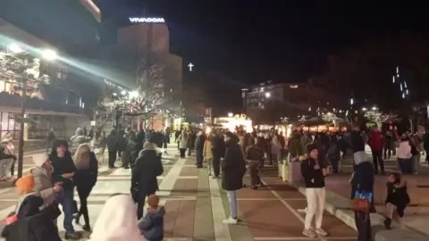 &quot;Ще ядем прасе&quot;! И благоевградчани на протест срещу Бюджет 2026