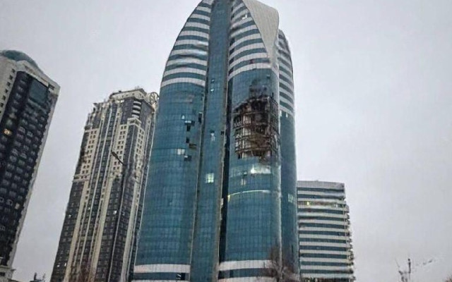 Украйна удари с дрон небостъргач в Грозни, Кадиров се закани да отговори с "личен подарък"