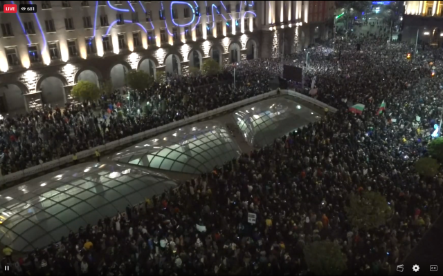 Световни медии излъчват на живо протеста в София ВИДЕО