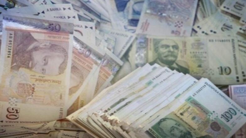 Кабинетът отпуска близо 95 хил. лв. за стипендии на деца с изявени дарби