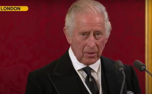 За последно? Чарлз кани Меган и Хари на Коледа