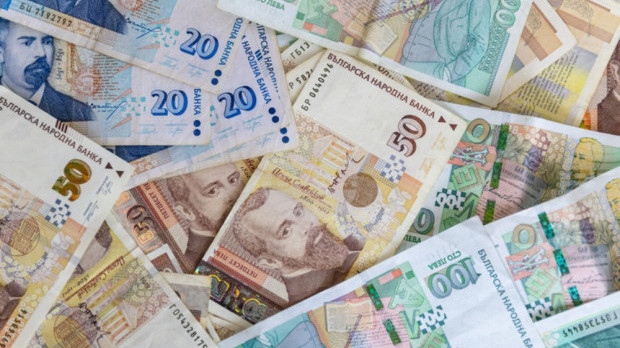 По-изгодно ли е да обменим левовия кеш в банките след 1 януари?