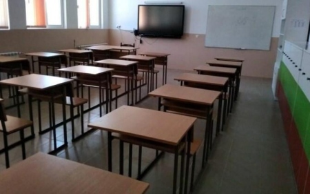 Ето кога са ученическите ваканции, НВО и краят на учебната година през 2026-а