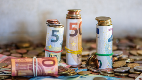 Търговци масово отказват евроцентове от други държави