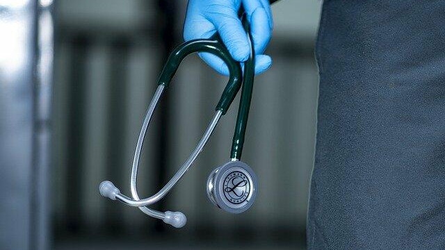 Чуждестранни медици спасяват болницата в Перник от кадрови колапс