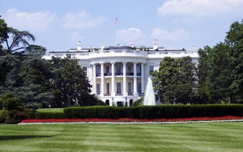 Белия дом опроверга FT, че САЩ предлагат на Украйна гаранции за сигурност в замяна на изтегляне от Донбас