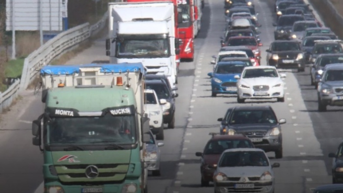 Без камиони: Ограничения по магистралите през 2026 г.