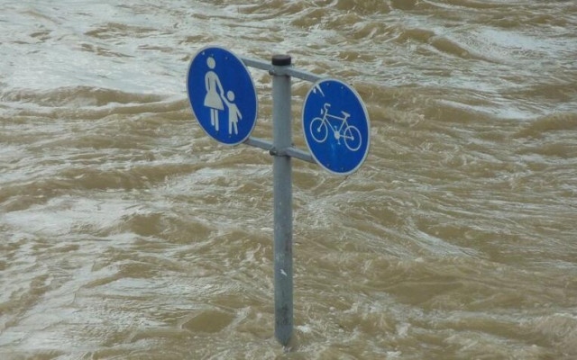 Избягвайте пътувания в Гърция: Лошо време, очакват наводнения