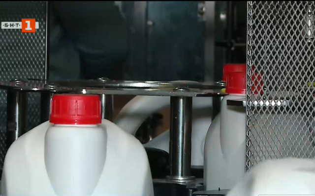 Течности за чистачки с високо съдържание на метанол се продават в магазините