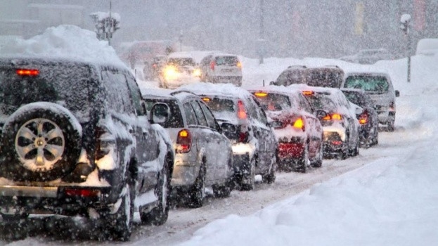 АПИ: Шофьорите да тръгват с автомобили, готови за зимни условия