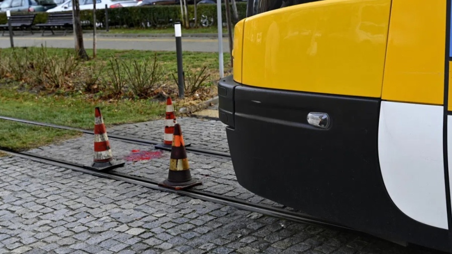 Трамваи 20 и 21 със скъсен маршрут до „Младежки театър“