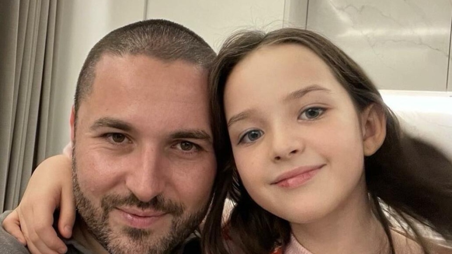 АПИ монтира колчета на лобното място на Сияна