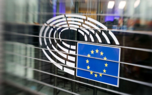 ЕП проверява белгийски евродепутат за непристойно поведение