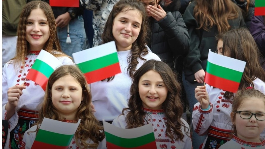 За 11-та поредна година над 200 деца ще рецитират заедно "Аз съм българче"