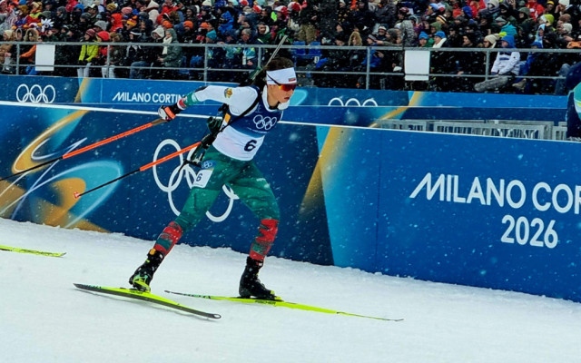 Историческо участие: 14 и 20 място за българките в масовия старт на женския биатлон в Милано-Кортина