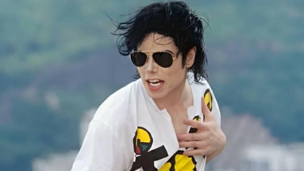 „Той беше сексуален хищник“: Четирима души обвиниха Майкъл Джексън, че ги е изнасилил, докато били тийнейджъри